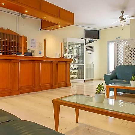 Glaros Hotel 3*