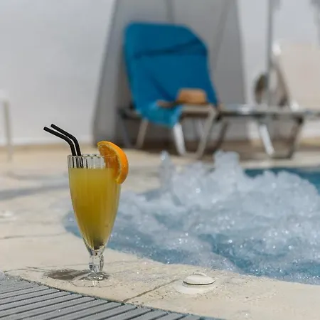 Glaros 3* Kamari (Santorini)