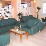 Otel Glaros 3*